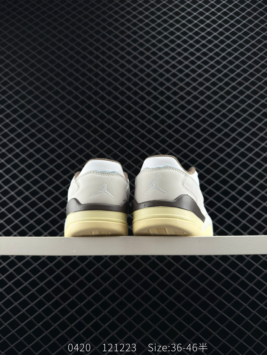 NIKE  JORDAN FLIGHT COURT